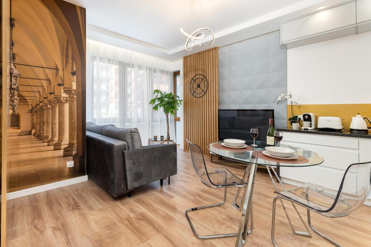 New Apartment, Private Patio Cracovia Esterno foto